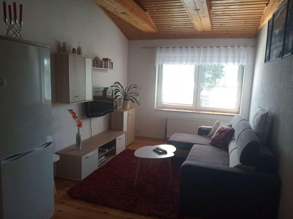 Apartman Ala 포프라트 외부 사진
